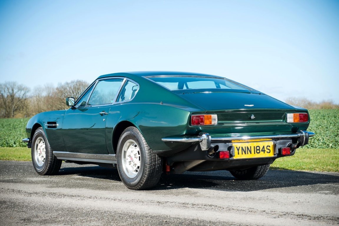 Aston Martin V8 5.3 V8 (Automatic)